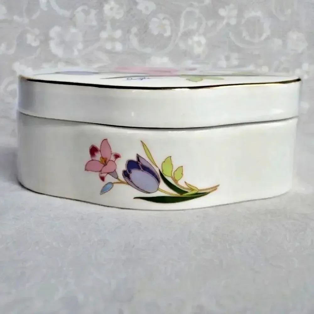 Granny Core White Pink Rose Trinket Box with Tulips Japan Signed Gold Guilted